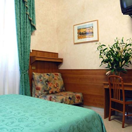 Hotel Papa Germano Rome Room photo